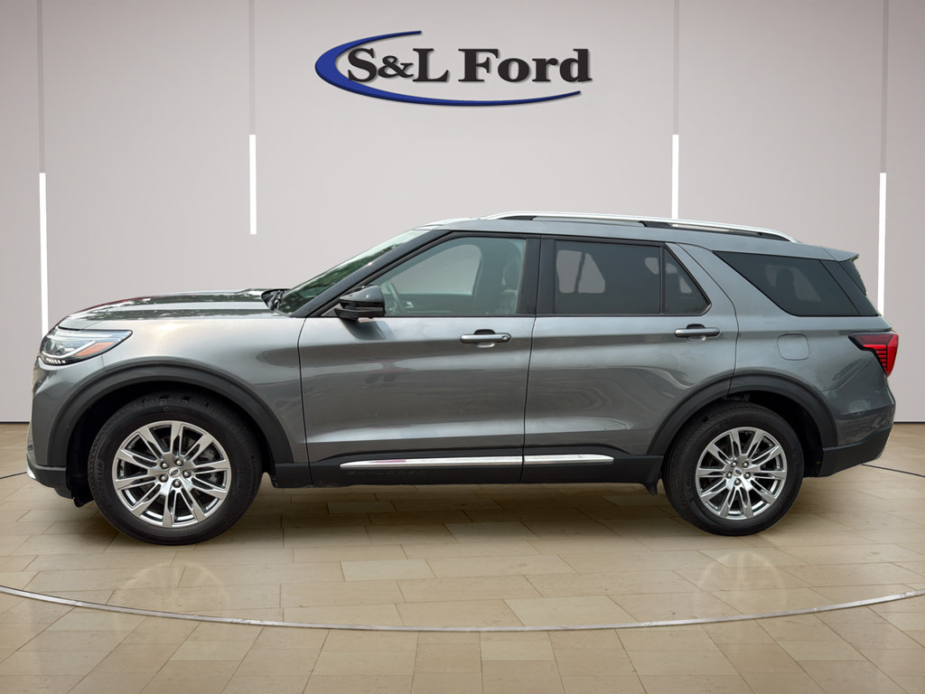 Certified 2026 Ford Explorer Platinum AWD/4WD image 3