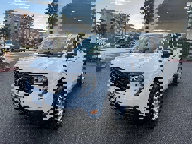 Certified 2025 Ford Maverick XL w/ Equipment Group 102A image 7