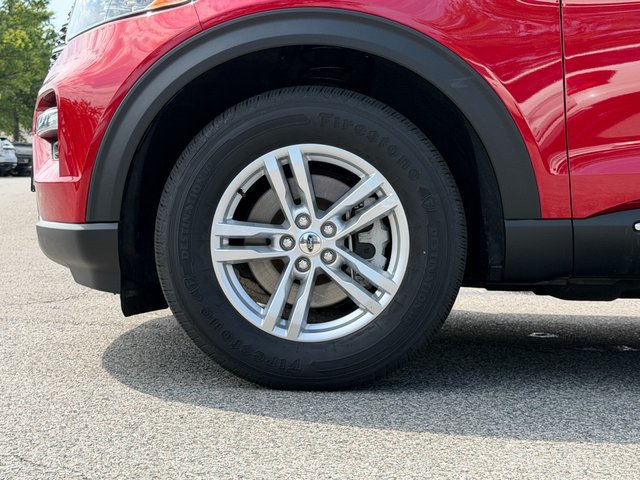 Certified 2022 Ford Explorer XLT w/ Equipment Group 202A AWD/4WD image 29