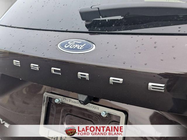 Certified 2023 Ford Escape Active AWD/4WD image 10
