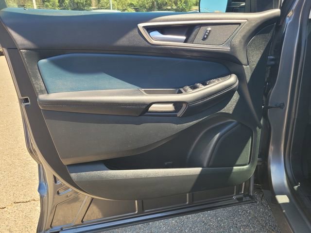 Certified 2023 Ford Edge SEL w/ Sport Appearance Package AWD/4WD image 16