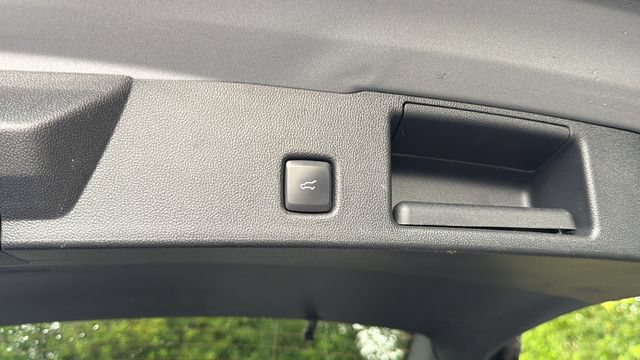 Certified 2024 Ford Escape Platinum AWD/4WD image 19