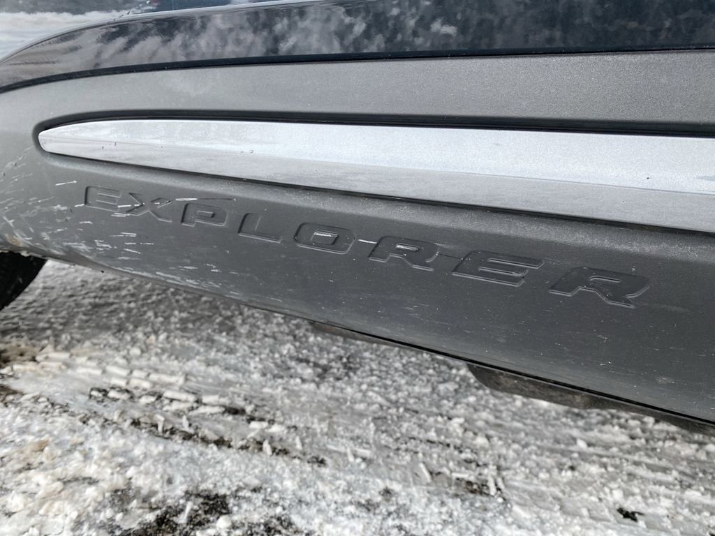 Certified 2023 Ford Explorer XLT w/ Equipment Group 202A image 49