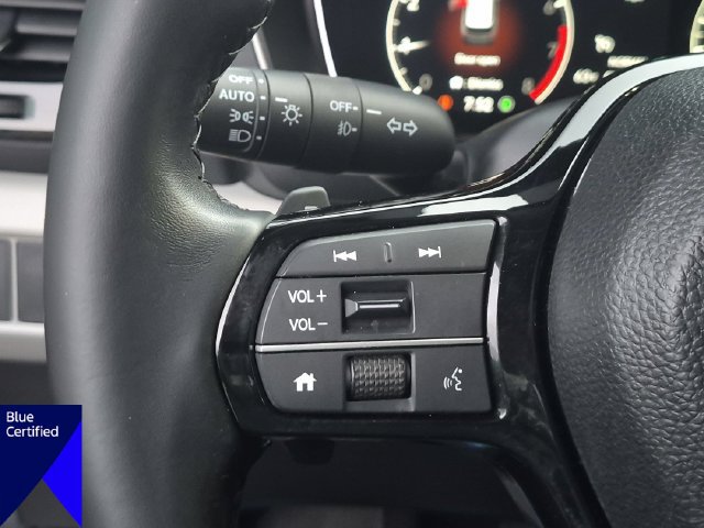 Used 2024 Honda Pilot Touring image 17