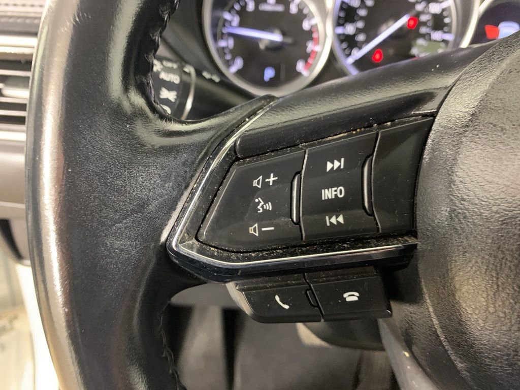 Used 2020 MAZDA CX-5 Touring FWD image 19