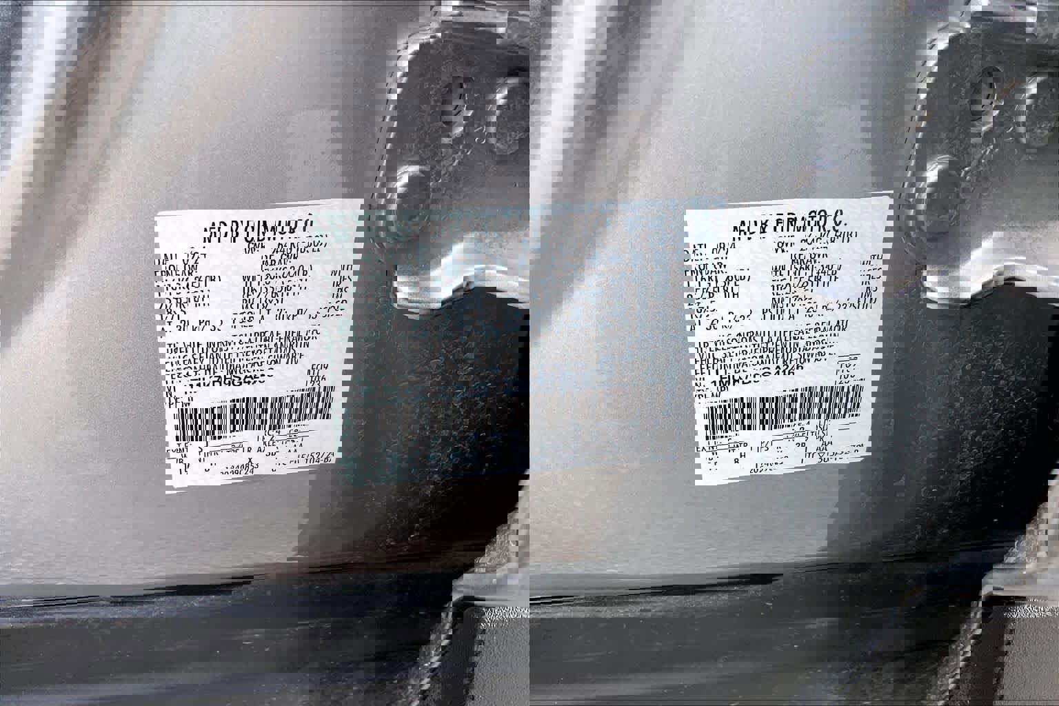 Certified 2025 Ford Explorer Active image 33