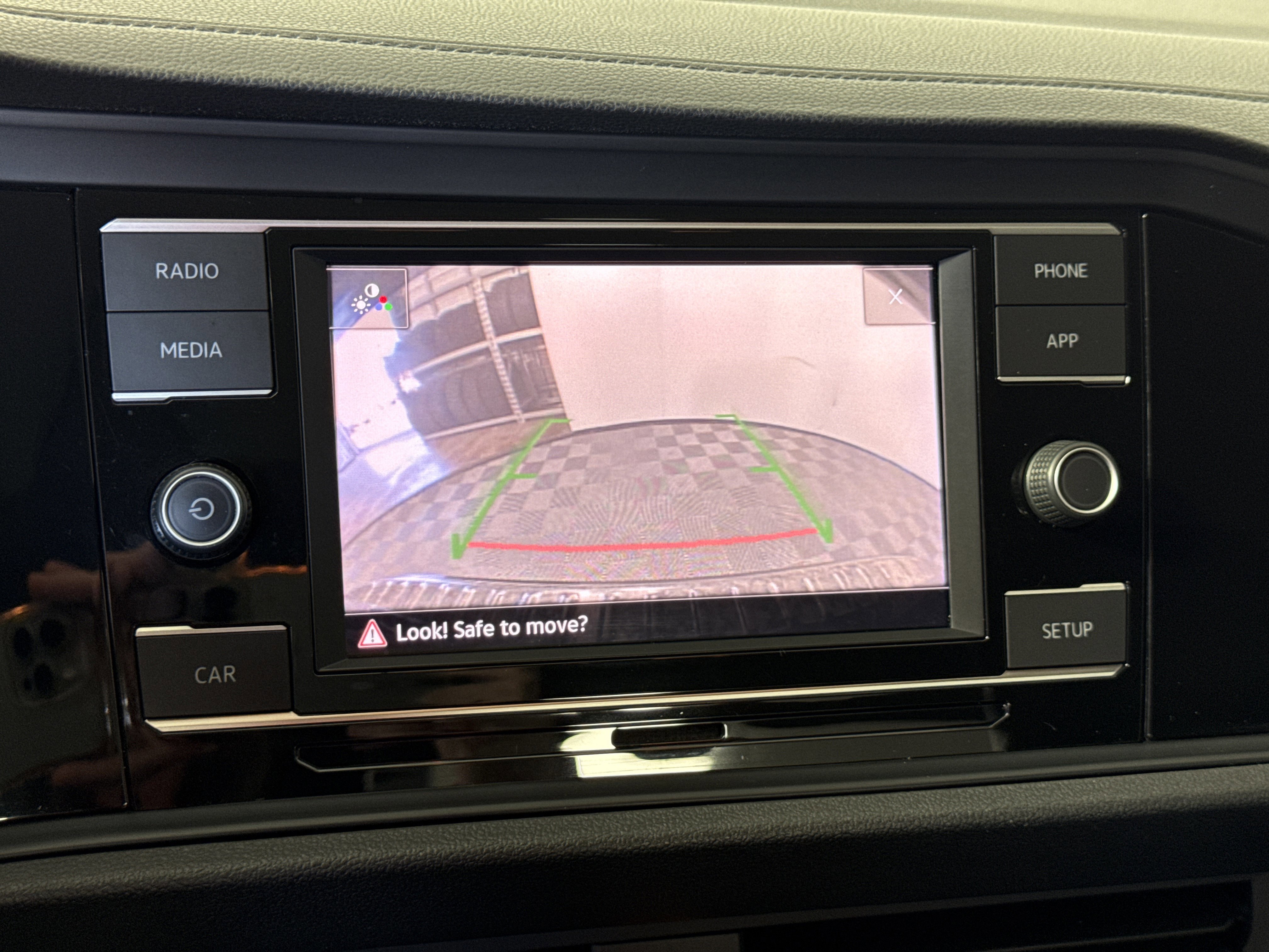 Used 2019 Volkswagen Jetta SE image 20