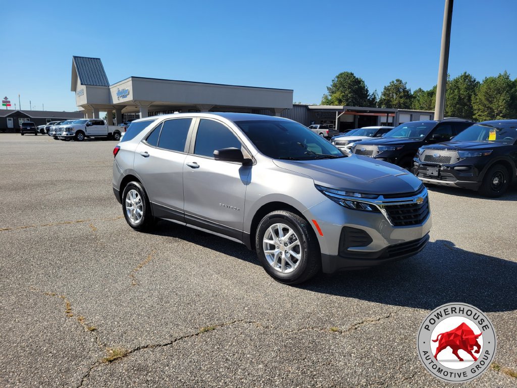Used 2024 Chevrolet Equinox LS w/ LS Convenience Package FWD image 9