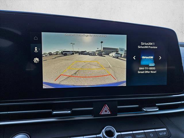 Used 2024 Hyundai Elantra SEL image 15