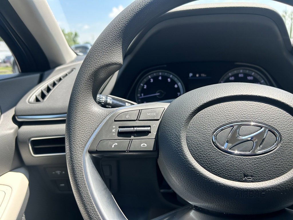Used 2022 Hyundai Sonata SEL w/ Cargo Package image 6
