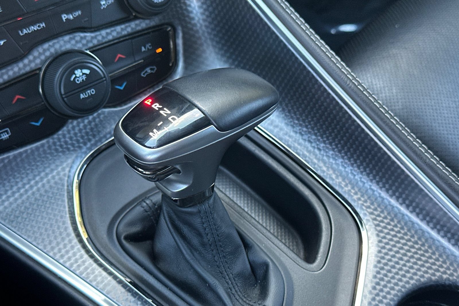 Used 2018 Dodge Challenger SRT Hellcat RWD image 32