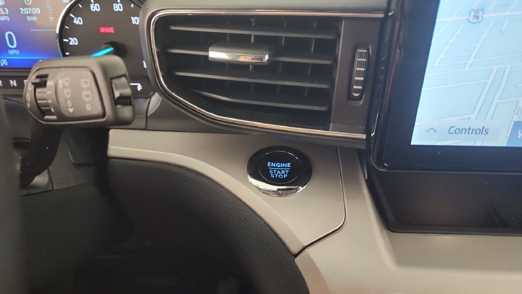 Certified 2024 Ford Explorer XLT w/ Equipment Group 202A AWD/4WD image 23