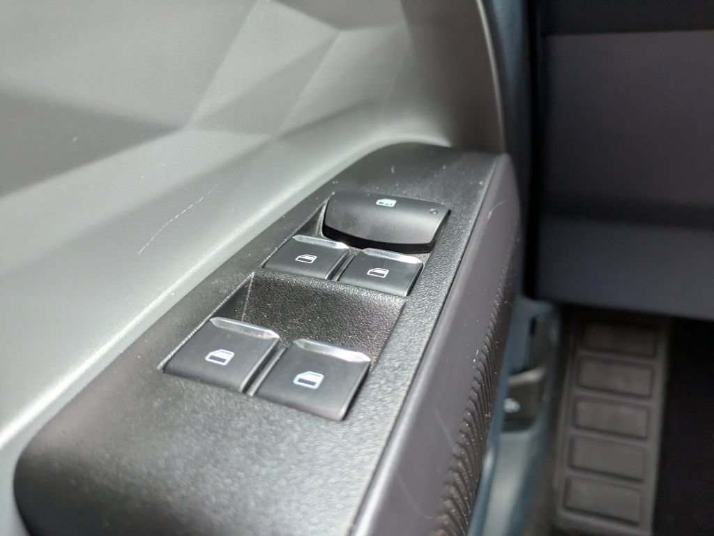 Certified 2024 Ford Maverick XL FWD image 25