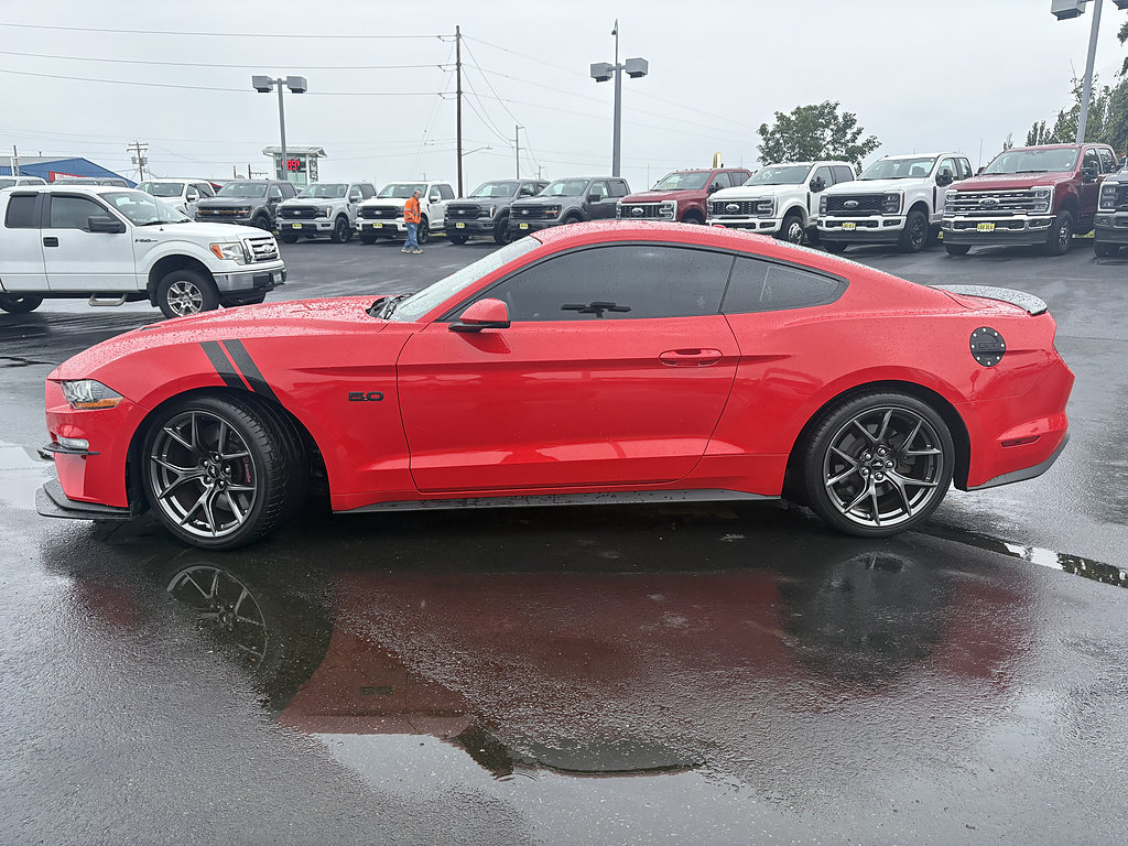 Certified 2019 Ford Mustang GT Premium w/ Performance Package - Level 2 RWD image 10