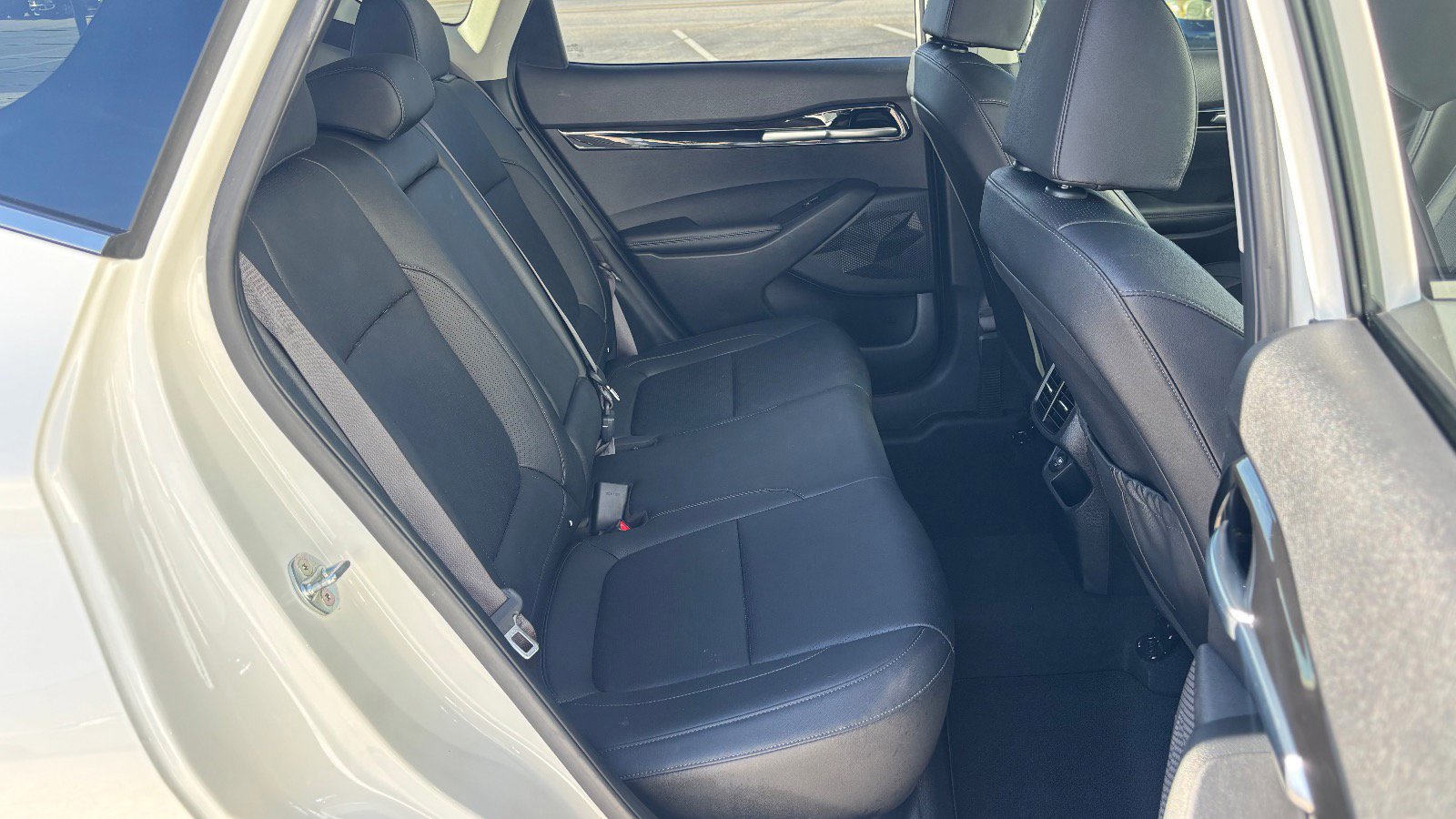 Used 2021 Kia Seltos SX image 23