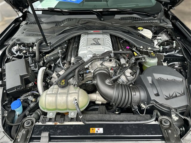 Certified 2020 Ford Mustang Shelby GT500 w/ Technology Package image 28