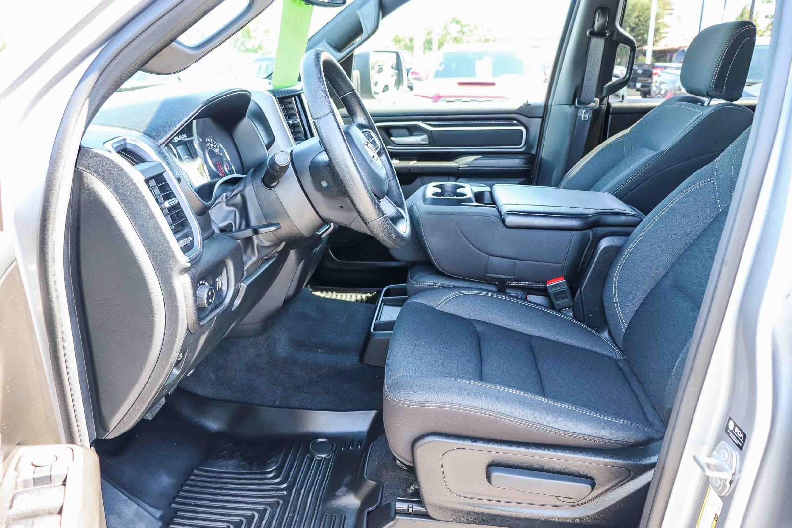 Used 2025 RAM 1500 Big Horn AWD/4WD image 18