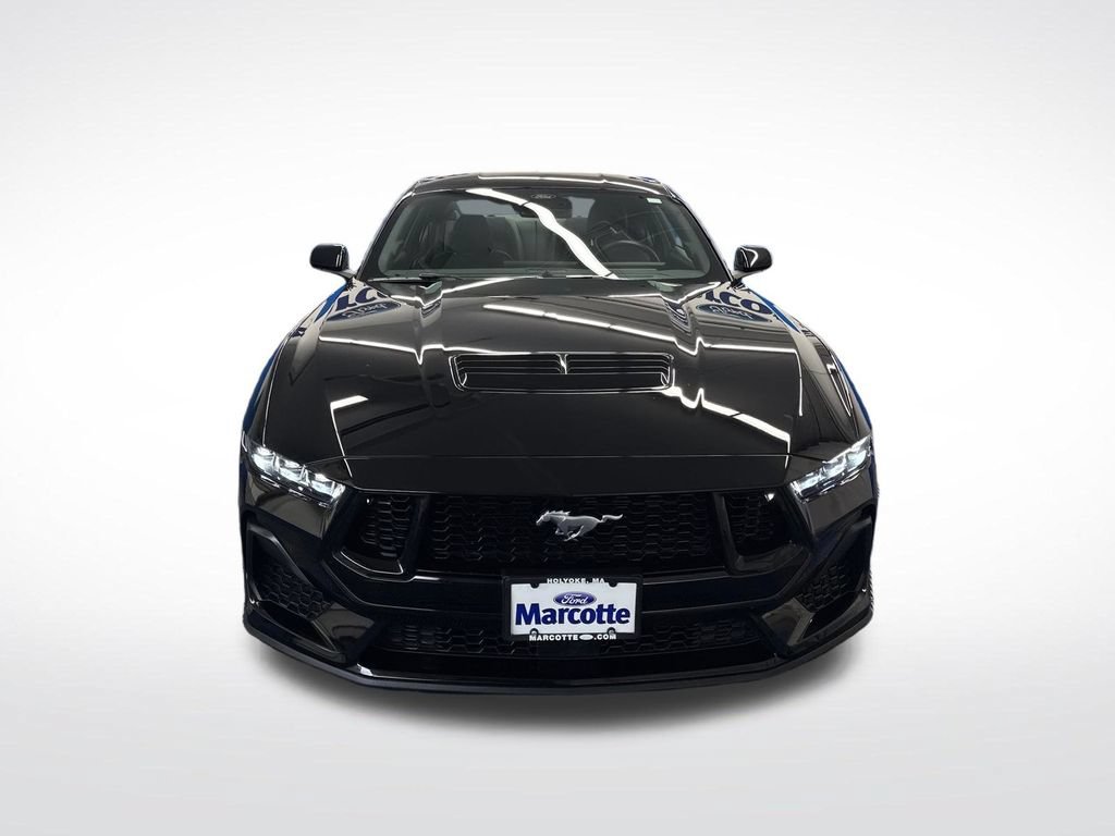 Certified 2025 Ford Mustang GT RWD image 9