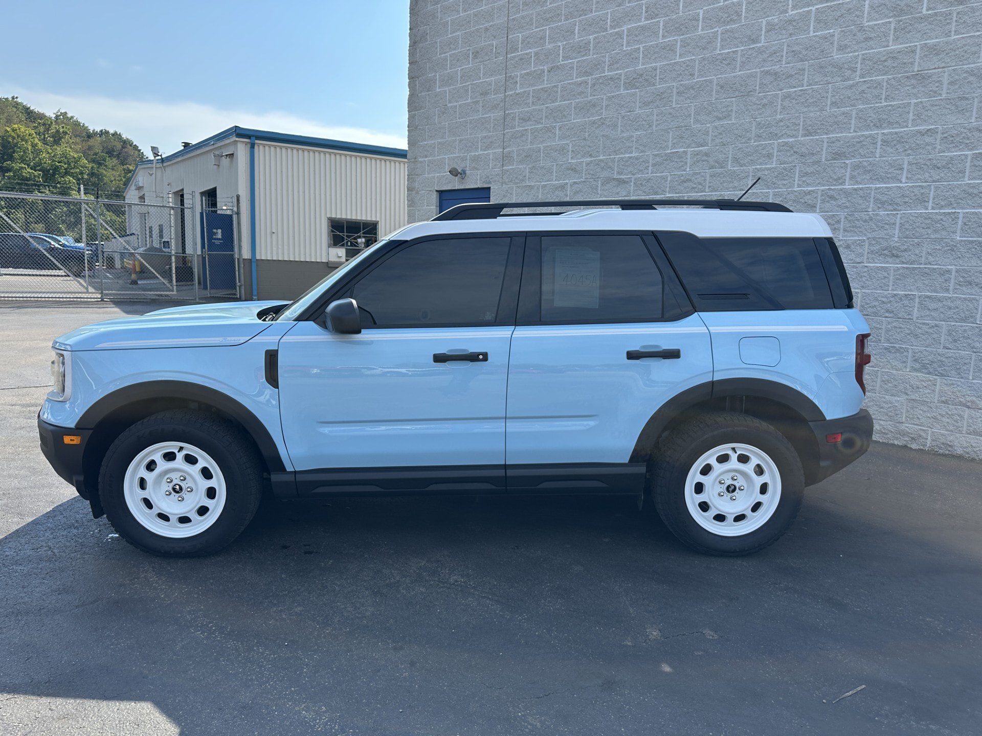 Certified 2025 Ford Bronco Sport Heritage AWD/4WD image 4