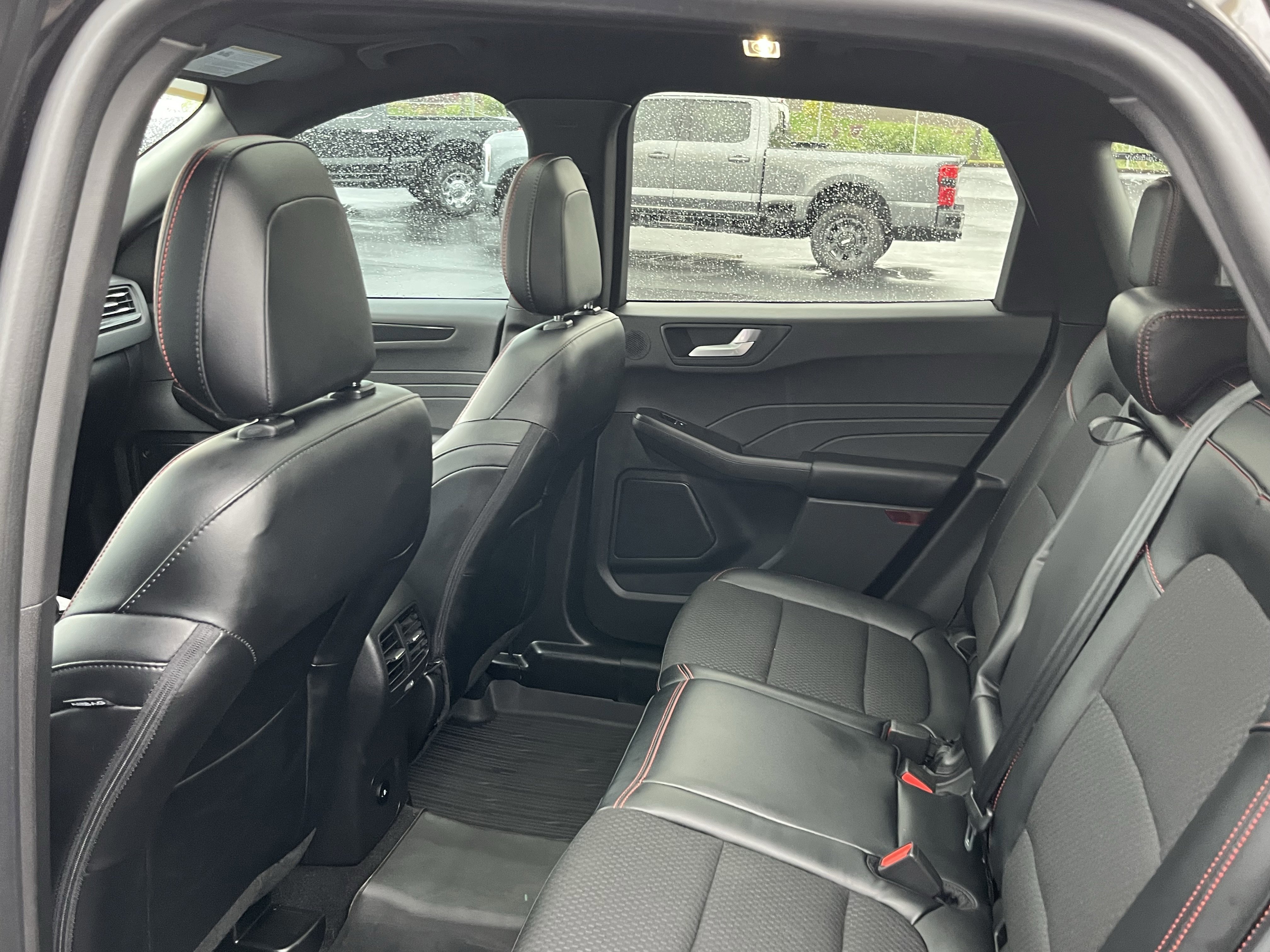 Certified 2023 Ford Escape ST-Line Select w/ Tech Pack #2 image 10