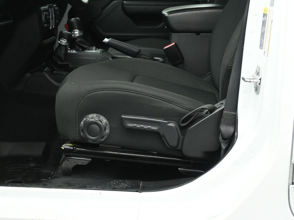 Used 2022 Jeep Wrangler Unlimited Sport image 12