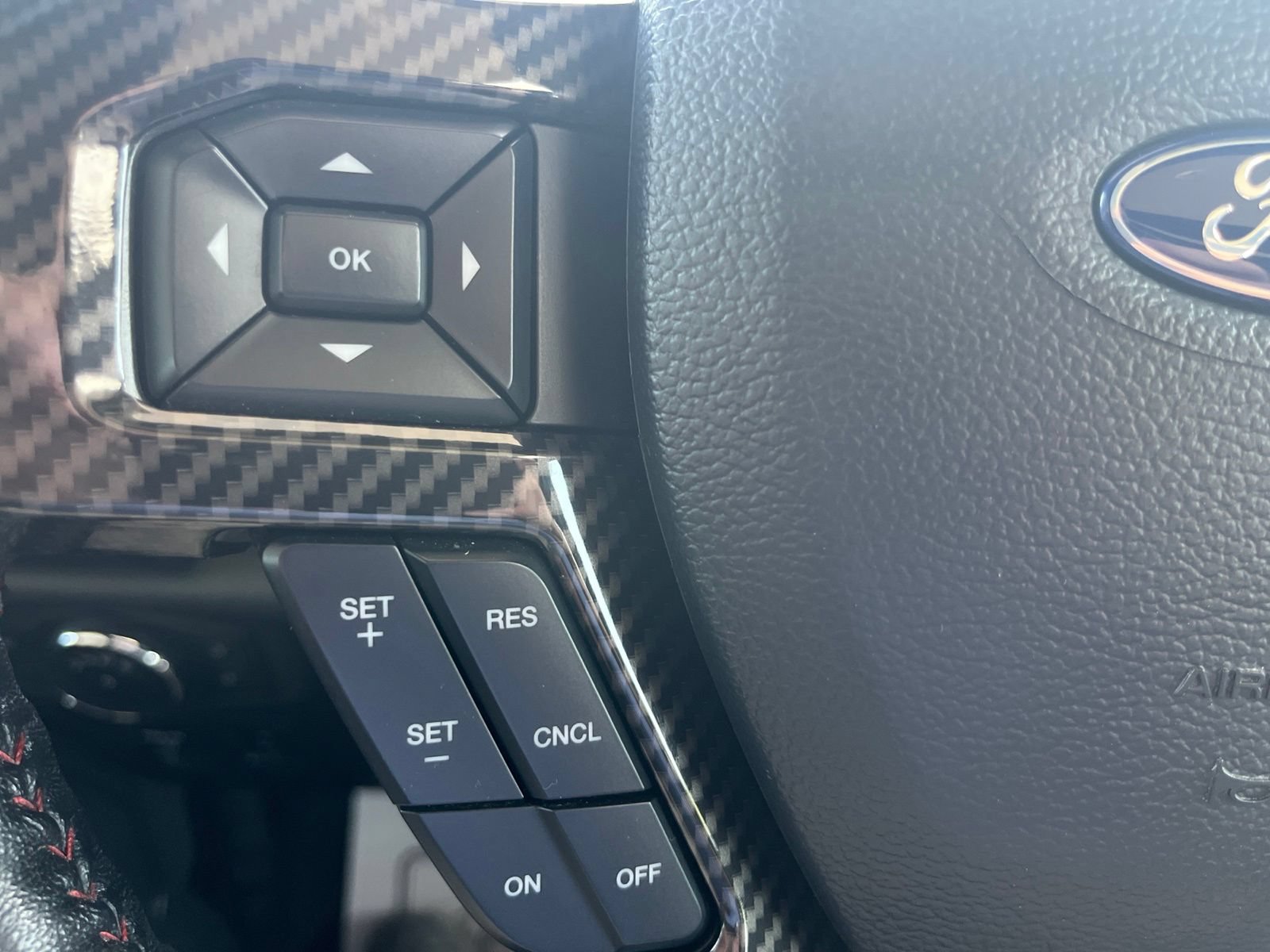 Certified 2019 Ford F150 XLT w/ Equipment Group 302A Luxury AWD/4WD image 19