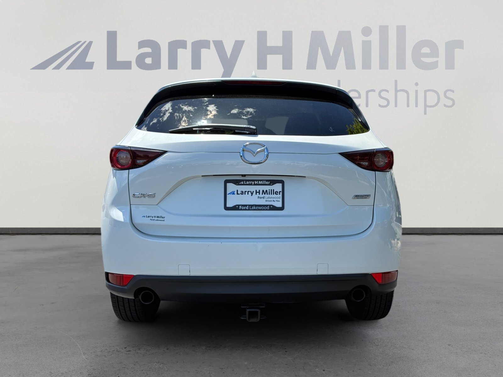 Used 2017 MAZDA CX-5 Touring FWD image 4