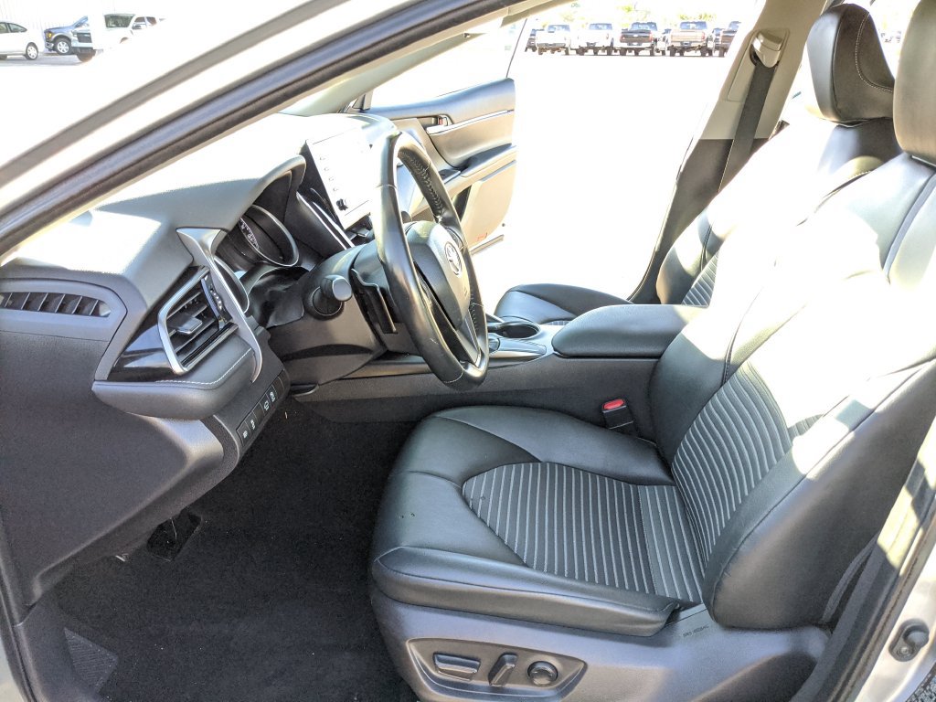 Used 2021 Toyota Camry SE w/ Blackout Package (TMS) FWD image 15