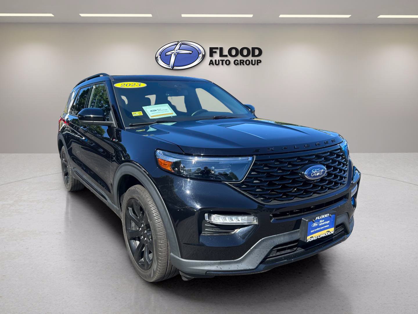 Certified 2023 Ford Explorer ST-Line w/ Class IV Trailer Tow Package