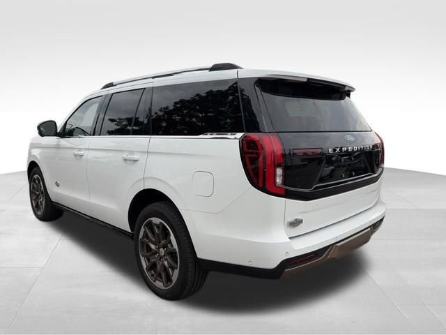 Certified 2025 Ford Expedition King Ranch AWD/4WD image 18