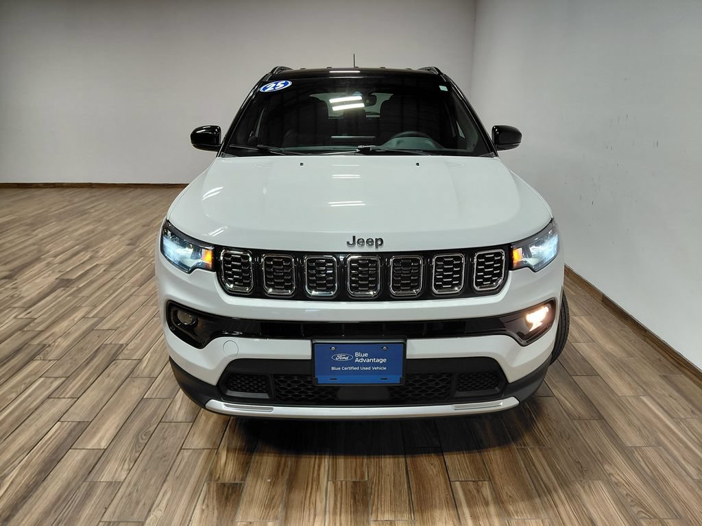 Used 2025 Jeep Compass Limited AWD/4WD image 15