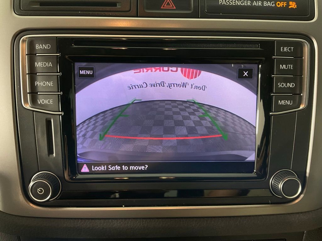 Used 2017 Volkswagen Tiguan S image 22