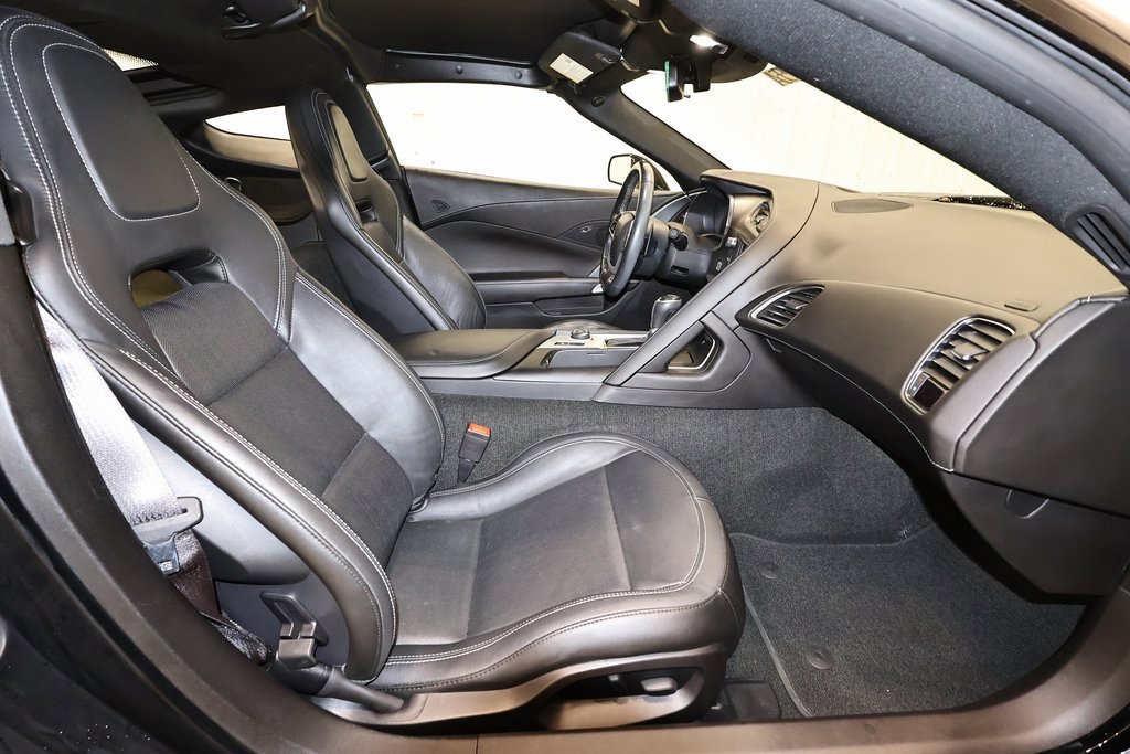 Used 2017 Chevrolet Corvette Stingray Coupe w/ Carbon Flash Badge Package image 17