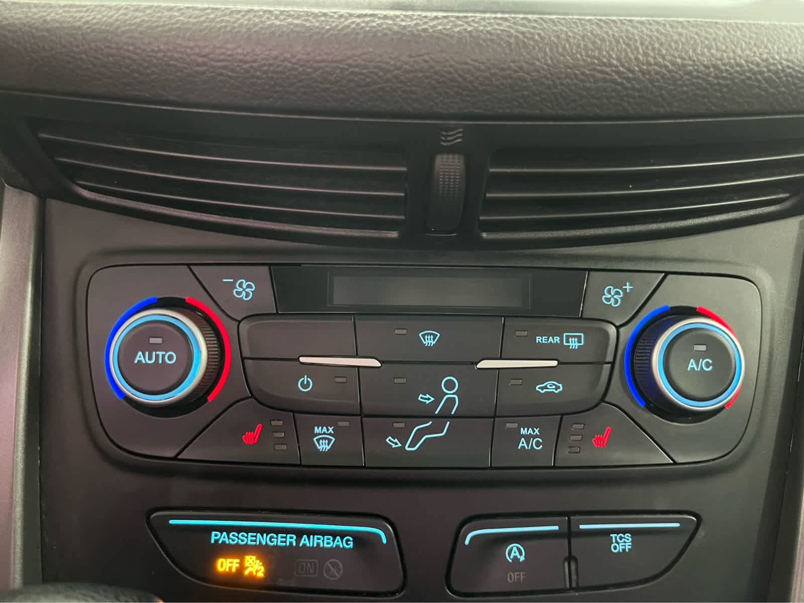 Certified 2019 Ford Escape SE AWD/4WD image 32