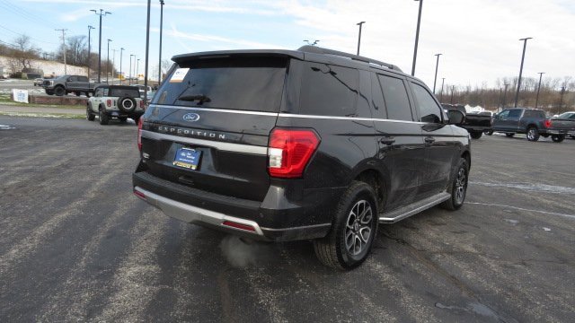 Certified 2022 Ford Expedition XLT image 7