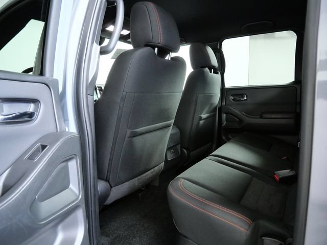 Used 2022 Nissan Frontier PRO-4X w/ Technology Package AWD/4WD image 16