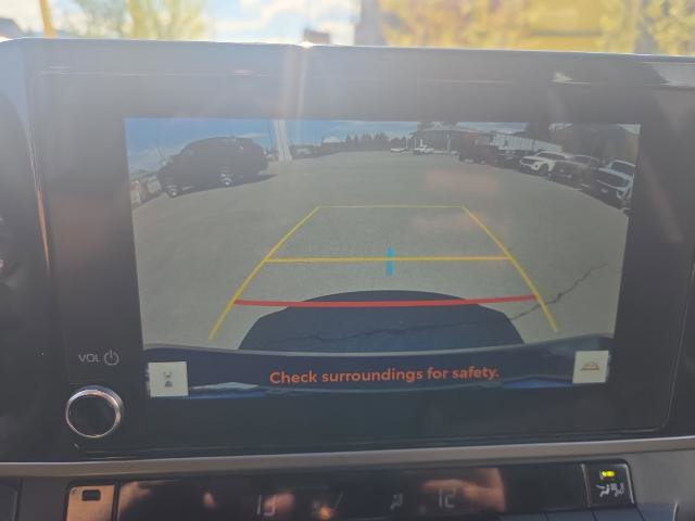 Used 2025 Toyota Camry LE AWD/4WD image 30