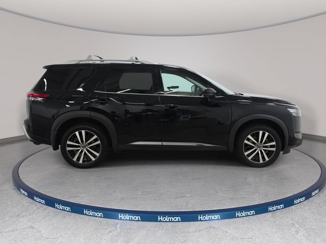 Used 2025 Nissan Pathfinder Platinum w/ Cargo Package AWD/4WD image 5