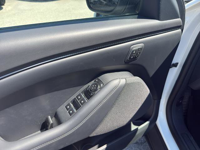 Certified 2025 Ford Mustang Mach-E Select w/ Comfort Package Lite RWD image 23