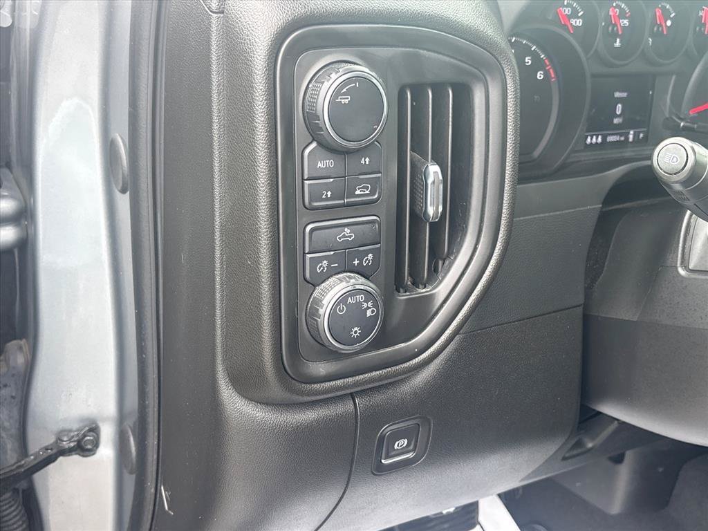 Used 2024 Chevrolet Silverado 1500 Custom AWD/4WD image 27