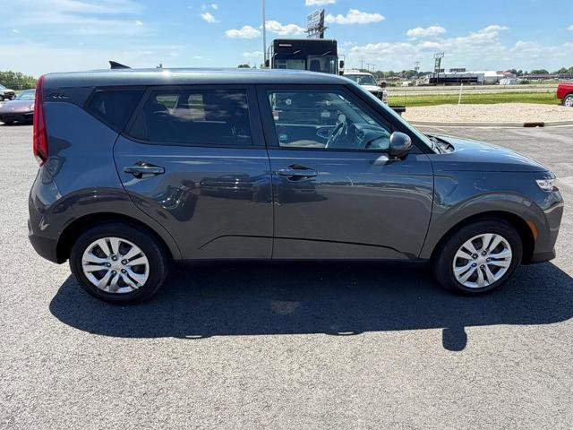 Used 2020 Kia Soul FWD image 4