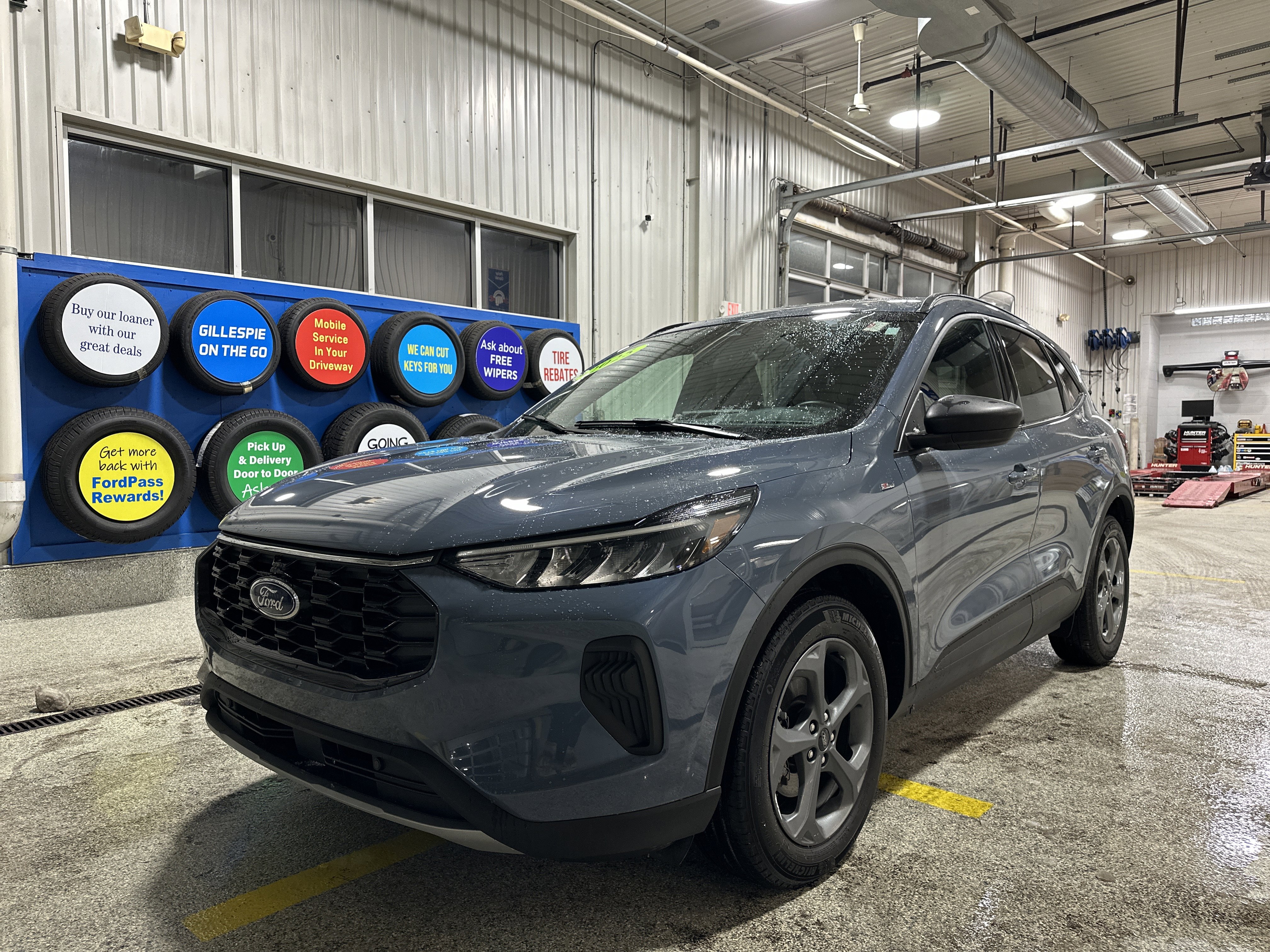 Certified 2025 Ford Escape ST-Line w/ Equipment Group 301A image 8