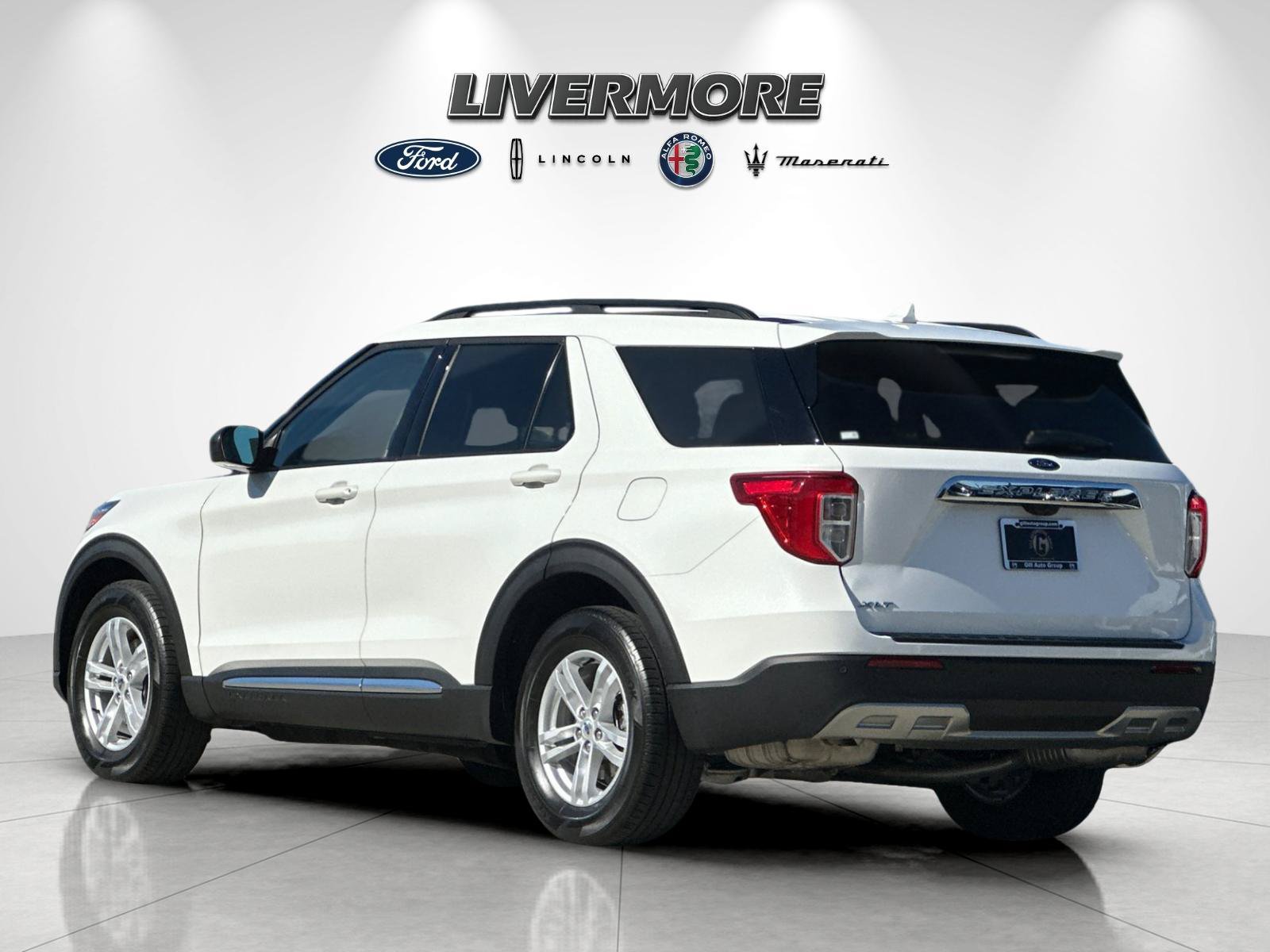Certified 2023 Ford Explorer XLT w/ Equipment Group 202A RWD image 5