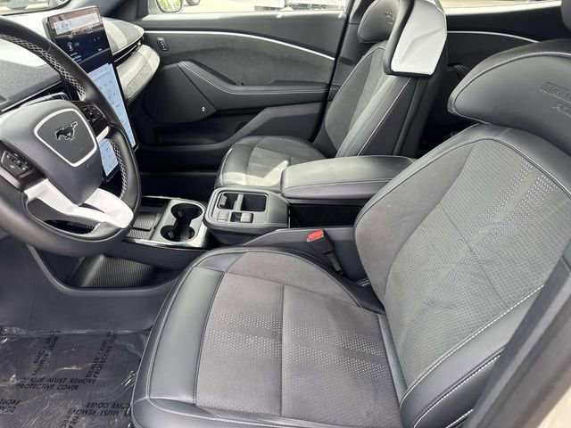 Certified 2025 Ford Mustang Mach-E GT AWD/4WD image 32