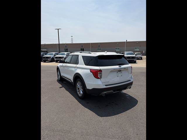 Certified 2023 Ford Explorer Limited w/ Limited Technology Package AWD/4WD image 4