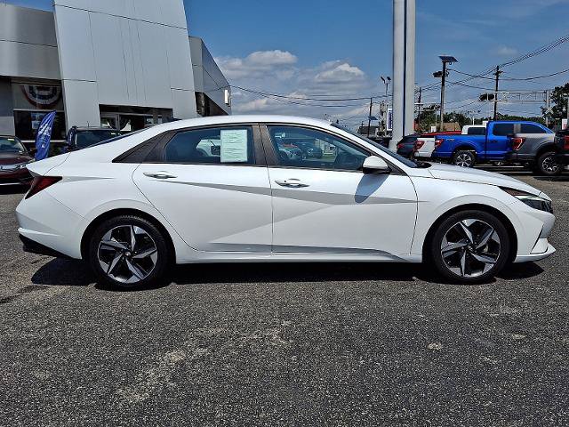 Used 2023 Hyundai Elantra SEL w/ Convenience Package FWD image 7
