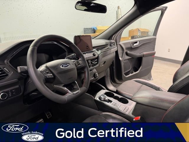 Certified 2024 Ford Escape ST-Line w/ Cold Weather Package image 9