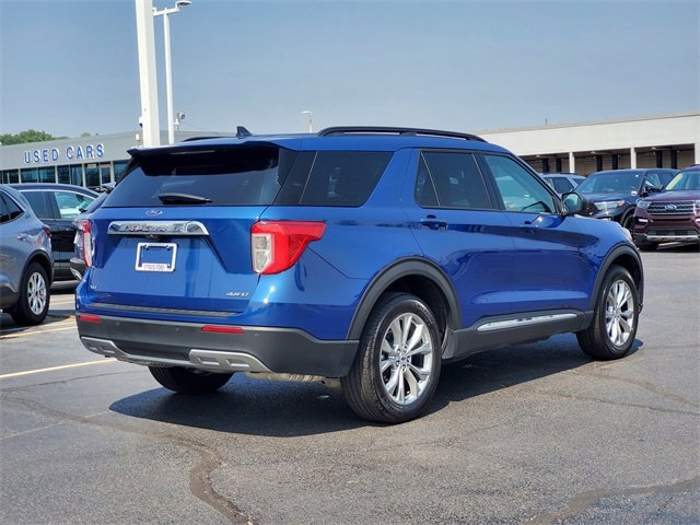 Certified 2023 Ford Explorer XLT w/ Equipment Group 202A image 4