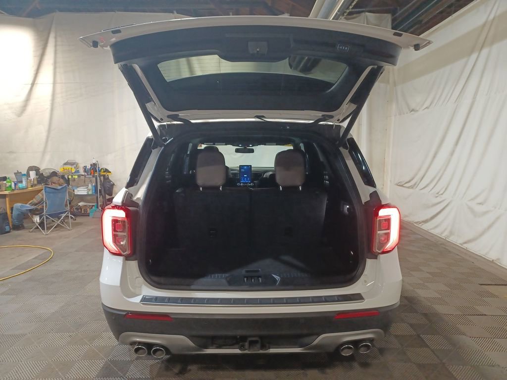 Certified 2023 Ford Explorer Platinum w/ Technology Package image 21