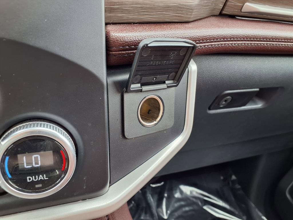 Certified 2023 Ford Expedition Limited image 13